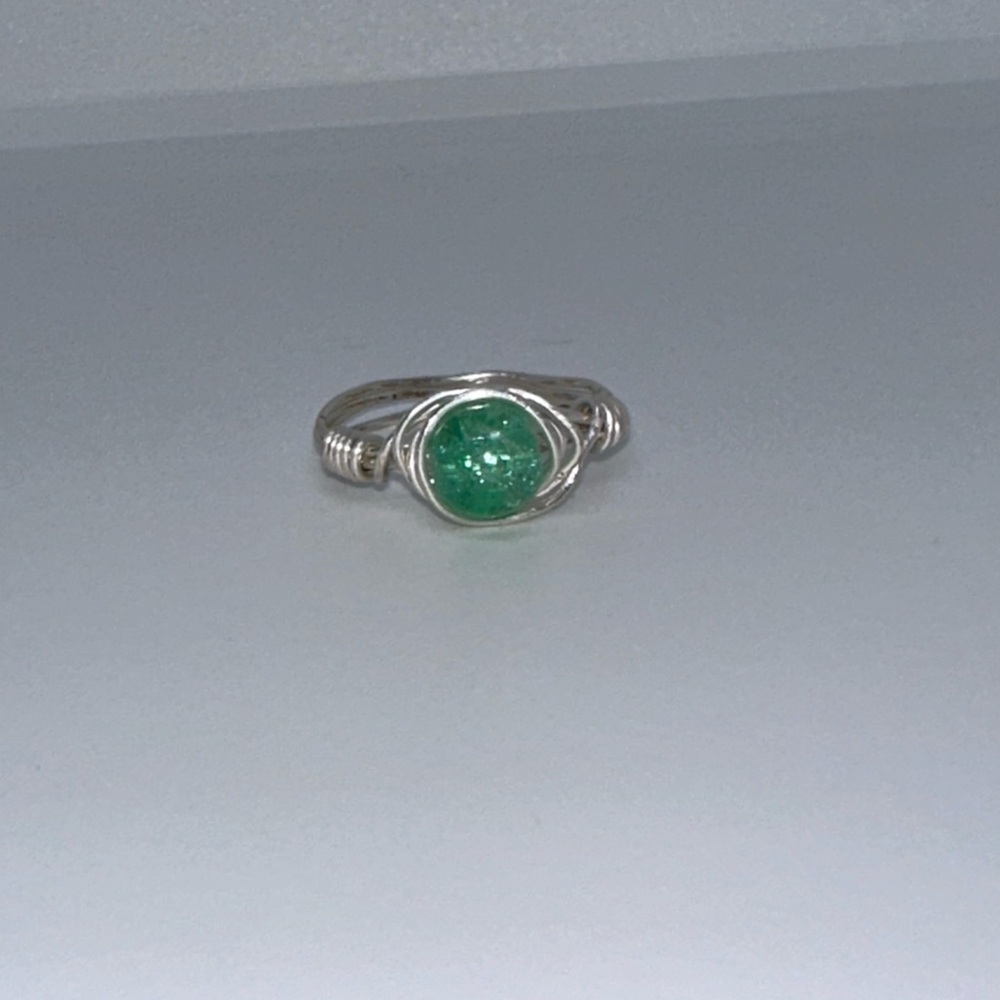 Elegant Silver and Green Ring